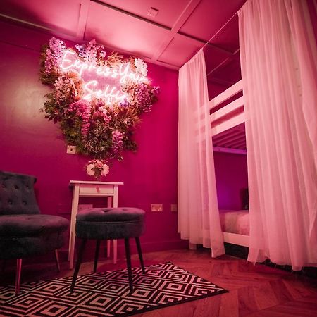 Copper And Blossom Манчестер Экстерьер фото